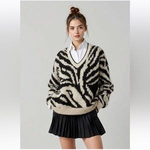 LINE knitwear international sweater tiger print